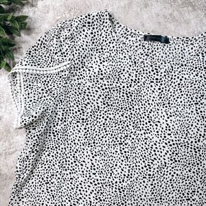 Pretty Garden Black & White Dalmatian Print Blouse Size Large